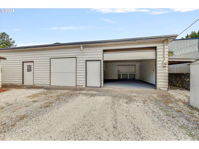 16265 Se HIGHWAY 224, Damascus, OR 97089