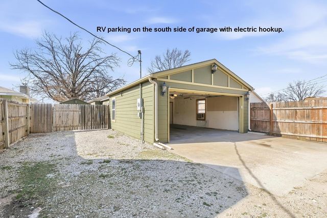 2008 Dearborn, Augusta, KS 67010