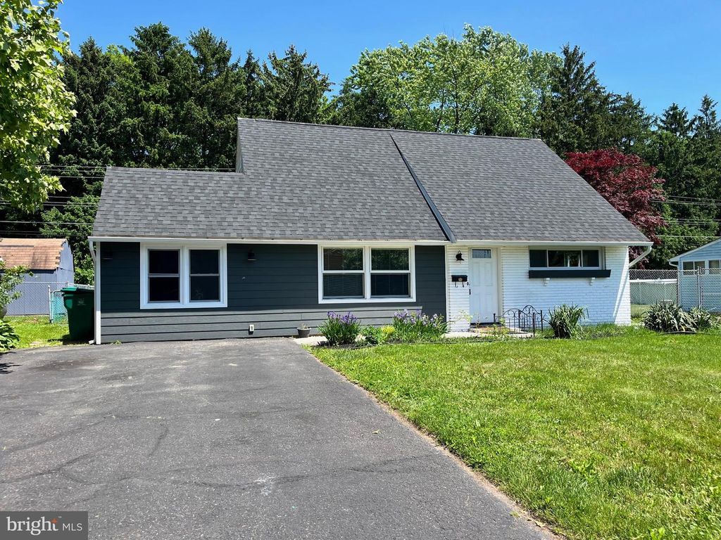 52 KENWOOD DR N #N, Levittown, PA 19055