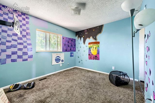 93 Regency Boulevard, Pueblo, CO 81005