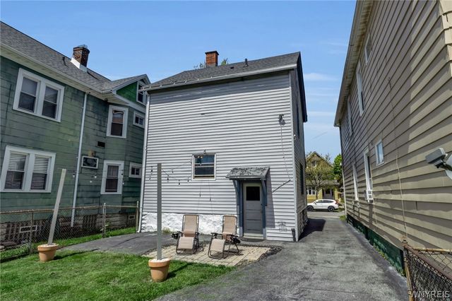 27 Salem Street, Buffalo, NY 14220