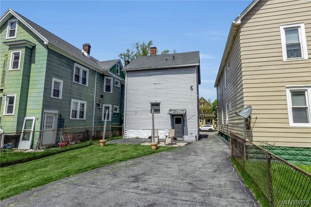 27 Salem Street, Buffalo, NY 14220