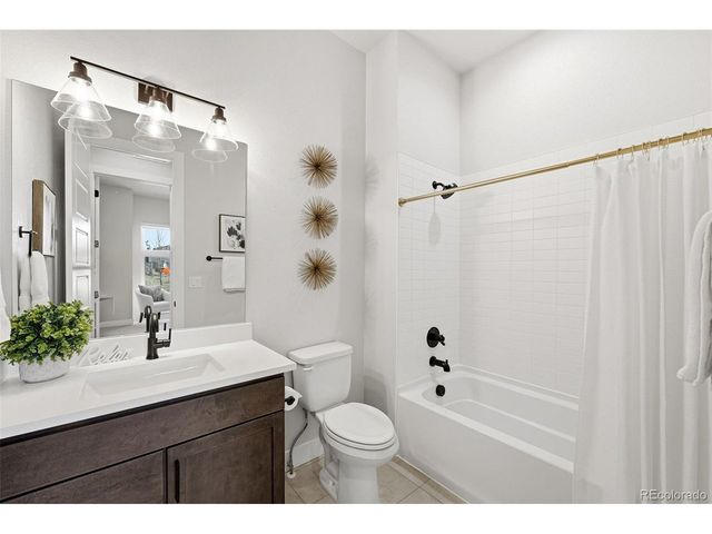 1743 Barefoot Dr, Windsor, CO 80550