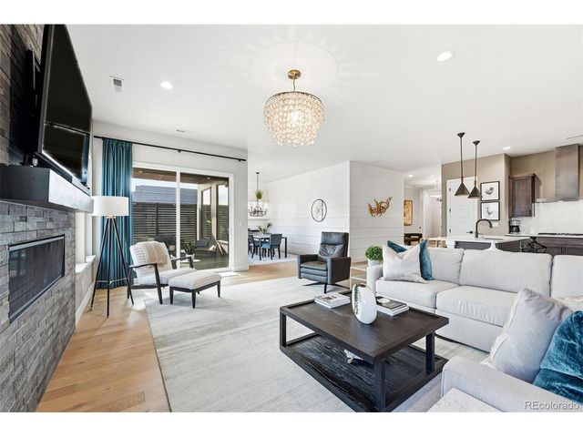 1743 Barefoot Dr, Windsor, CO 80550