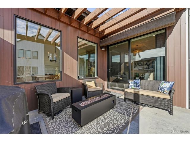 1743 Barefoot Dr, Windsor, CO 80550