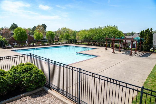 1308 Waxwing Dr, Hermitage, TN 37076