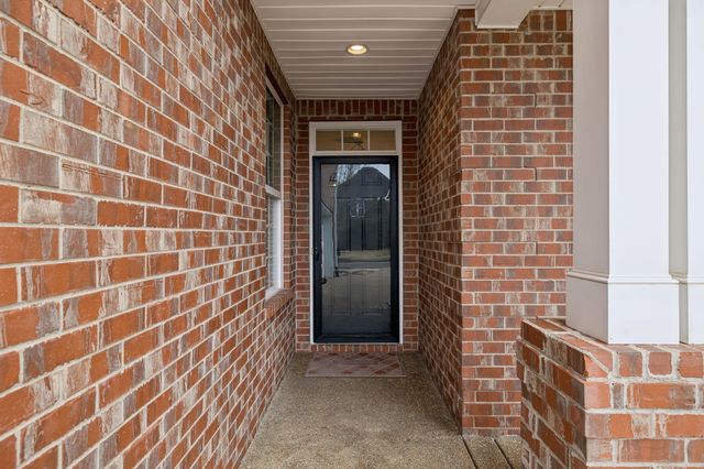 1308 Waxwing Dr, Hermitage, TN 37076