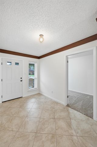 1709 Princeton Drive, Arlington, TX 76015