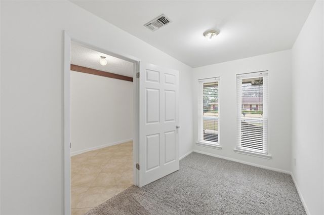 1709 Princeton Drive, Arlington, TX 76015