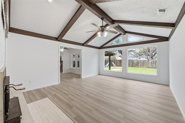 1709 Princeton Drive, Arlington, TX 76015