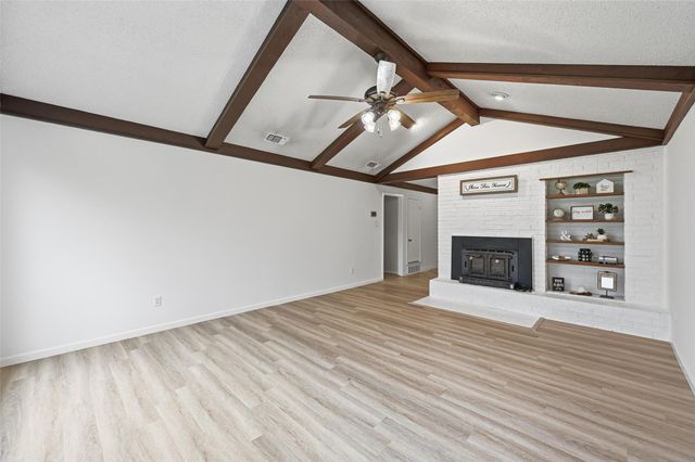 1709 Princeton Drive, Arlington, TX 76015