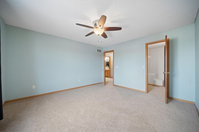 1825 Southcross Drive W 2306, Burnsville, MN 55306