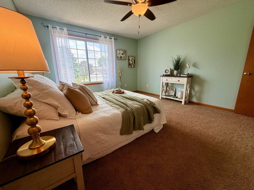 1825 Southcross Drive W 2306, Burnsville, MN 55306 — photo 2