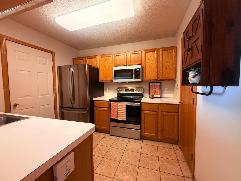 1825 Southcross Drive W 2306, Burnsville, MN 55306 — photo 4