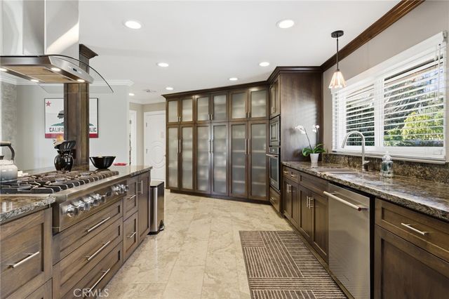 1805 Canyon Road, Redlands, CA 92373