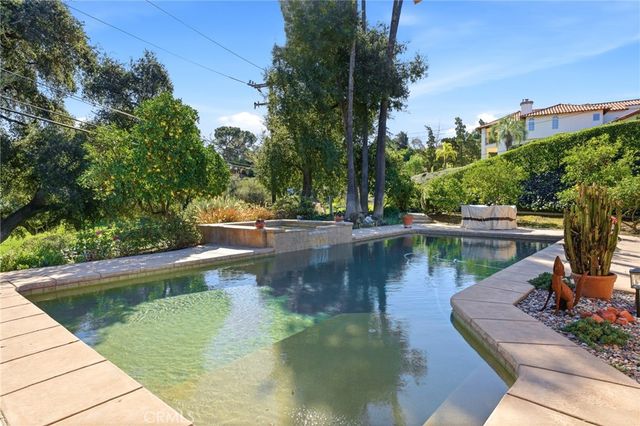 1805 Canyon Road, Redlands, CA 92373