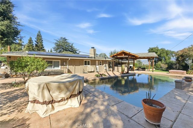 1805 Canyon Road, Redlands, CA 92373