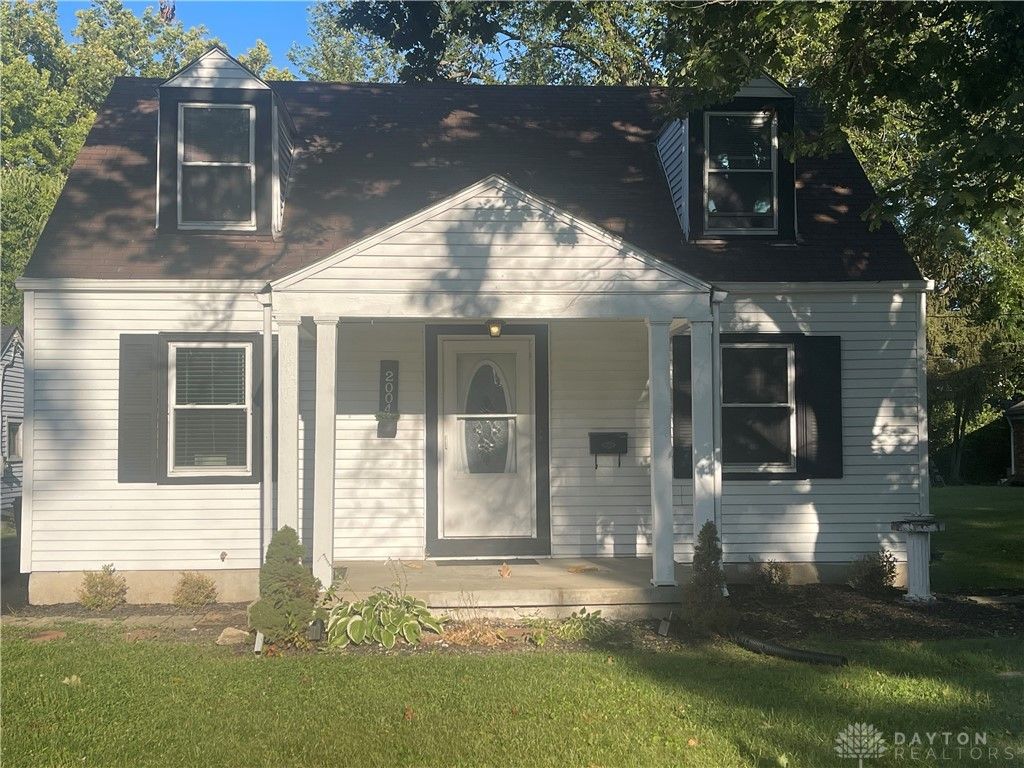 2004 Shroyer Road, Oakwood, OH 45419