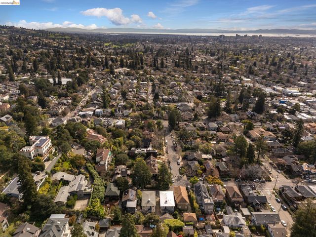 2817 Palm Ct, Berkeley, CA 94705
