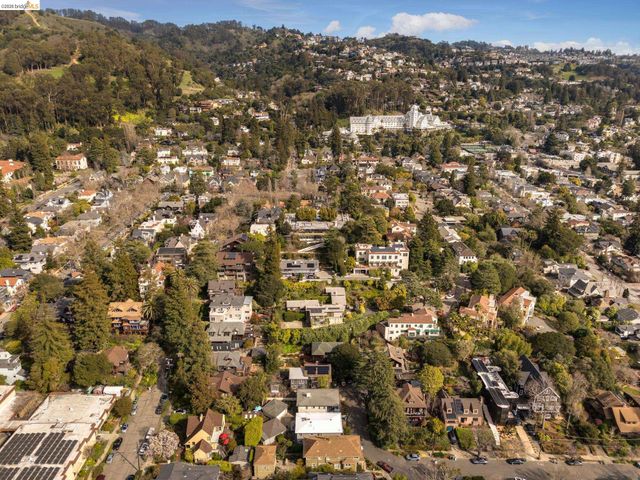 2817 Palm Ct, Berkeley, CA 94705