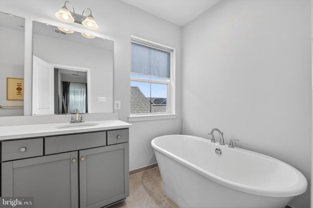 22129 CLARKSBURG RD, Clarksburg, MD 20871