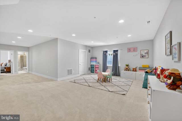 22129 CLARKSBURG RD, Clarksburg, MD 20871