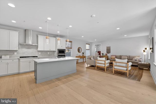22129 CLARKSBURG RD, Clarksburg, MD 20871
