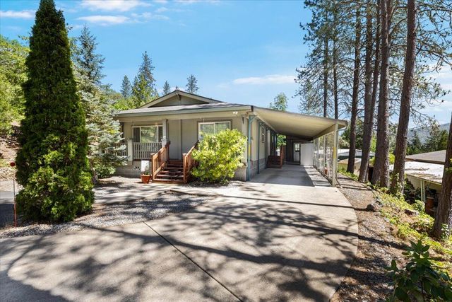 5648 Foothill Blvd 26, Grants Pass, OR 97526