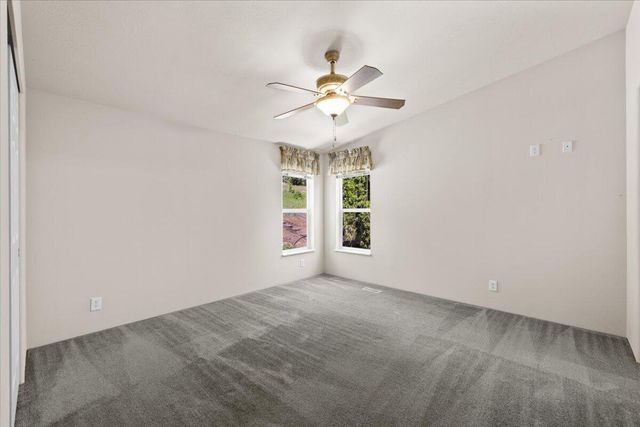 5648 Foothill Blvd 26, Grants Pass, OR 97526
