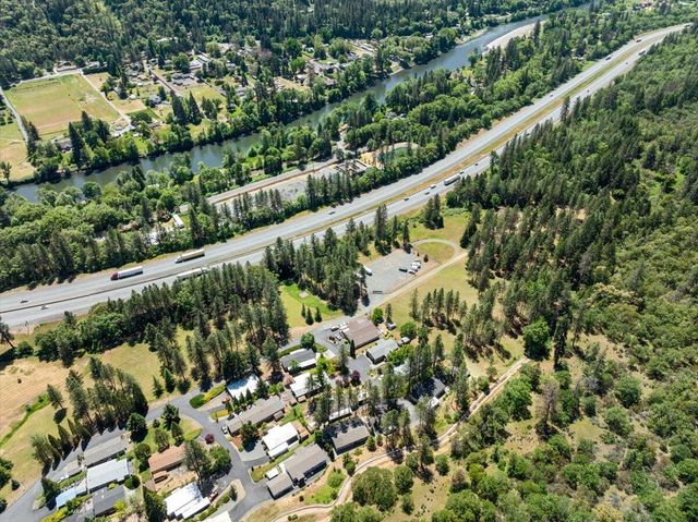 5648 Foothill Blvd 26, Grants Pass, OR 97526