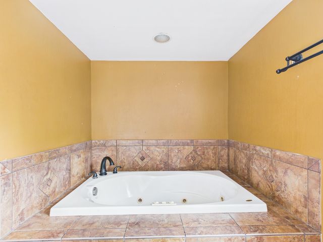 7732 S Winchester Avenue, Chicago, IL 60620