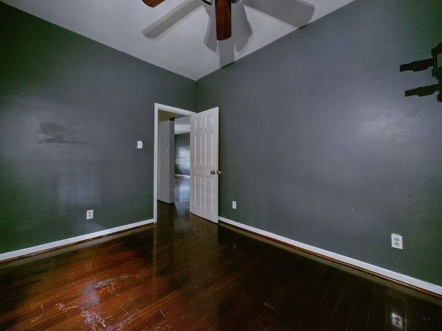 7732 S Winchester Avenue, Chicago, IL 60620