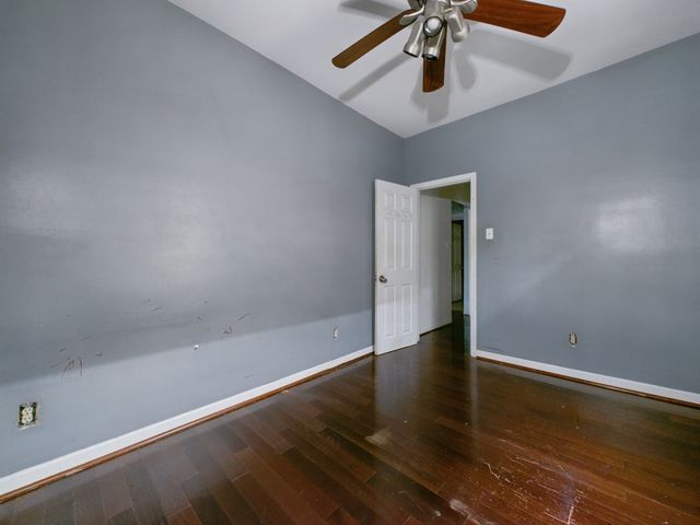 7732 S Winchester Avenue, Chicago, IL 60620