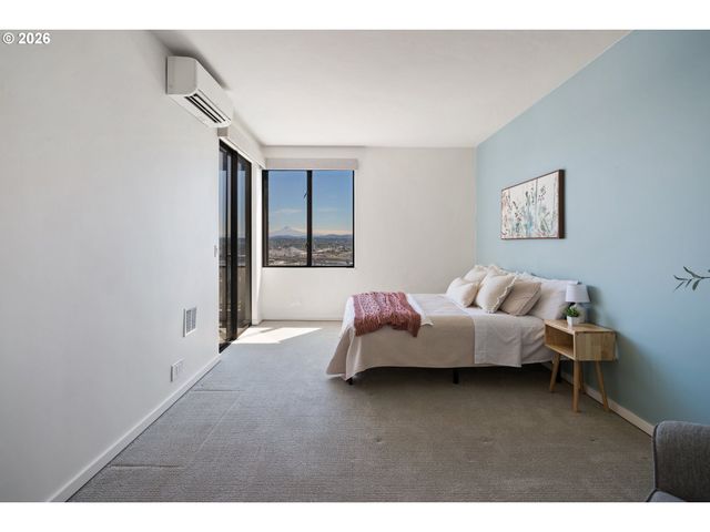 2211 Sw 1ST Ave 1503, Portland, OR 97201