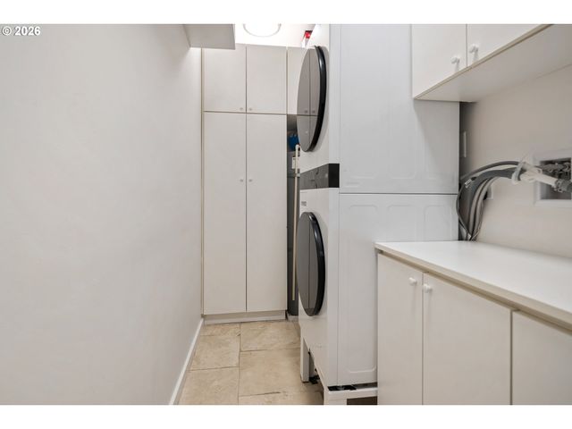 2211 Sw 1ST Ave 1503, Portland, OR 97201