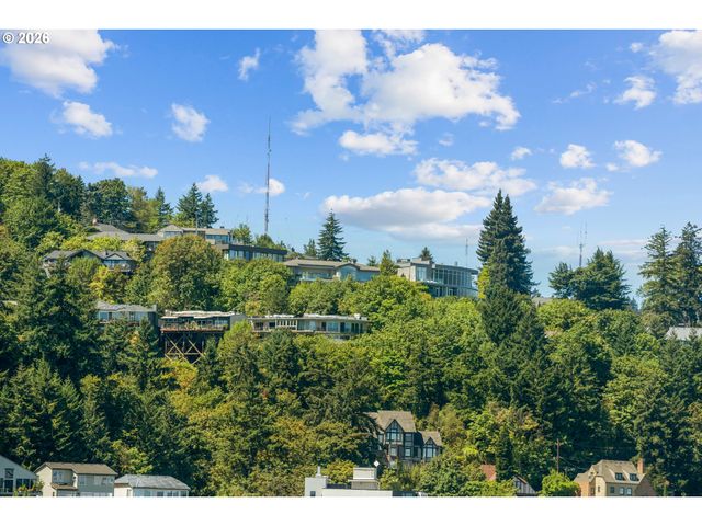 2211 Sw 1ST Ave 1503, Portland, OR 97201