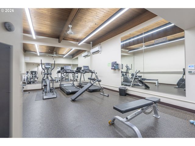 2211 Sw 1ST Ave 1503, Portland, OR 97201