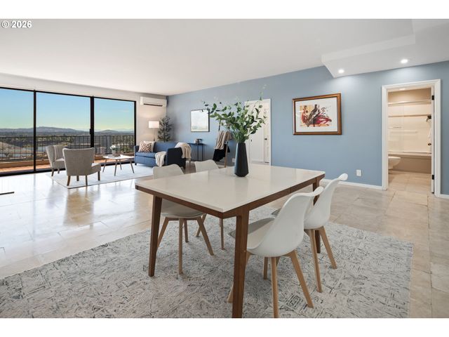 2211 Sw 1ST Ave 1503, Portland, OR 97201