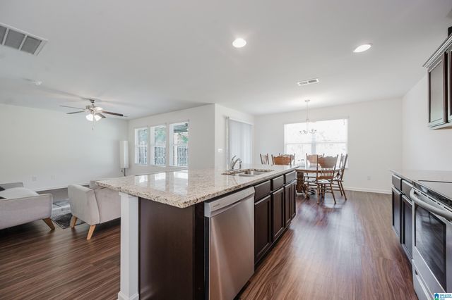 577 READING LANE, Fultondale, AL 35068