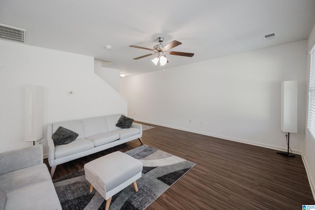 577 READING LANE, Fultondale, AL 35068