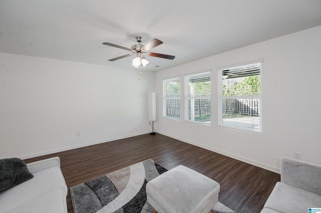 577 READING LANE, Fultondale, AL 35068