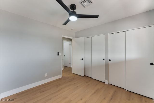 1925 East Saint Louis Avenue, Las Vegas, NV 89104