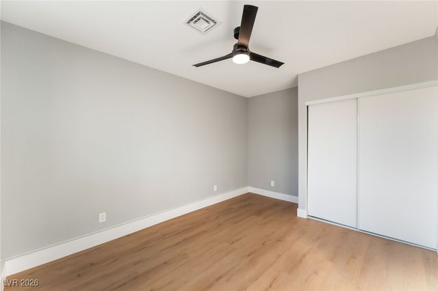 1925 East Saint Louis Avenue, Las Vegas, NV 89104