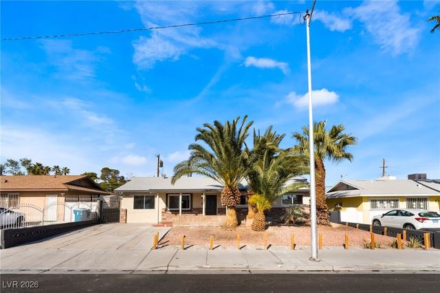 1925 East Saint Louis Avenue, Las Vegas, NV 89104