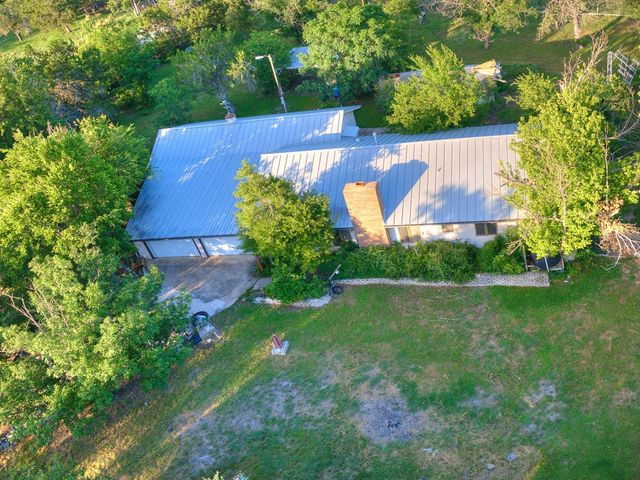 17 Roadrunner, Fredericksburg, TX 78624