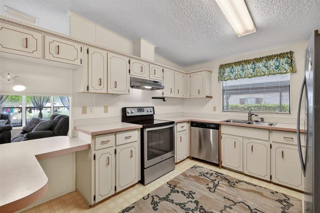 3013 RAINBOW ROAD, Tavares, FL 32778