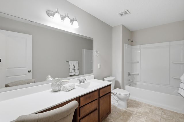 15652 Eddy Creek Way, Apple Valley, MN 55124