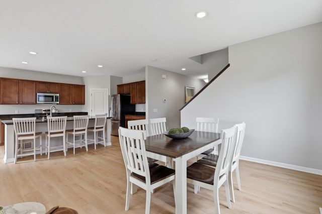 15652 Eddy Creek Way, Apple Valley, MN 55124