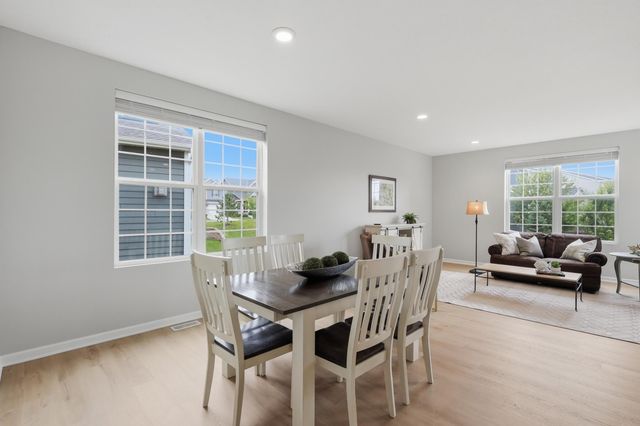 15652 Eddy Creek Way, Apple Valley, MN 55124