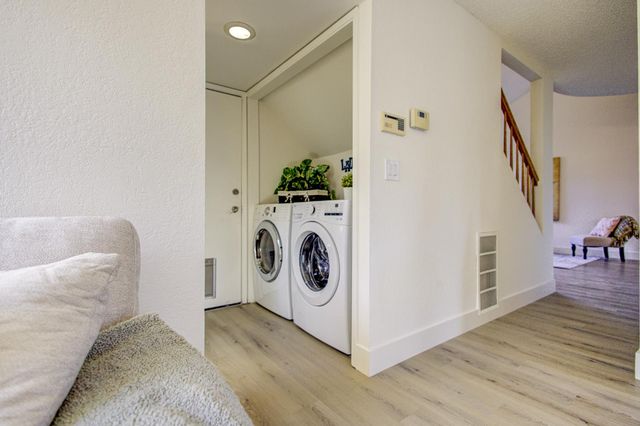 7168 N Prospect Avenue, Fresno, CA 93711